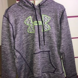 Under Amour sweatshirt